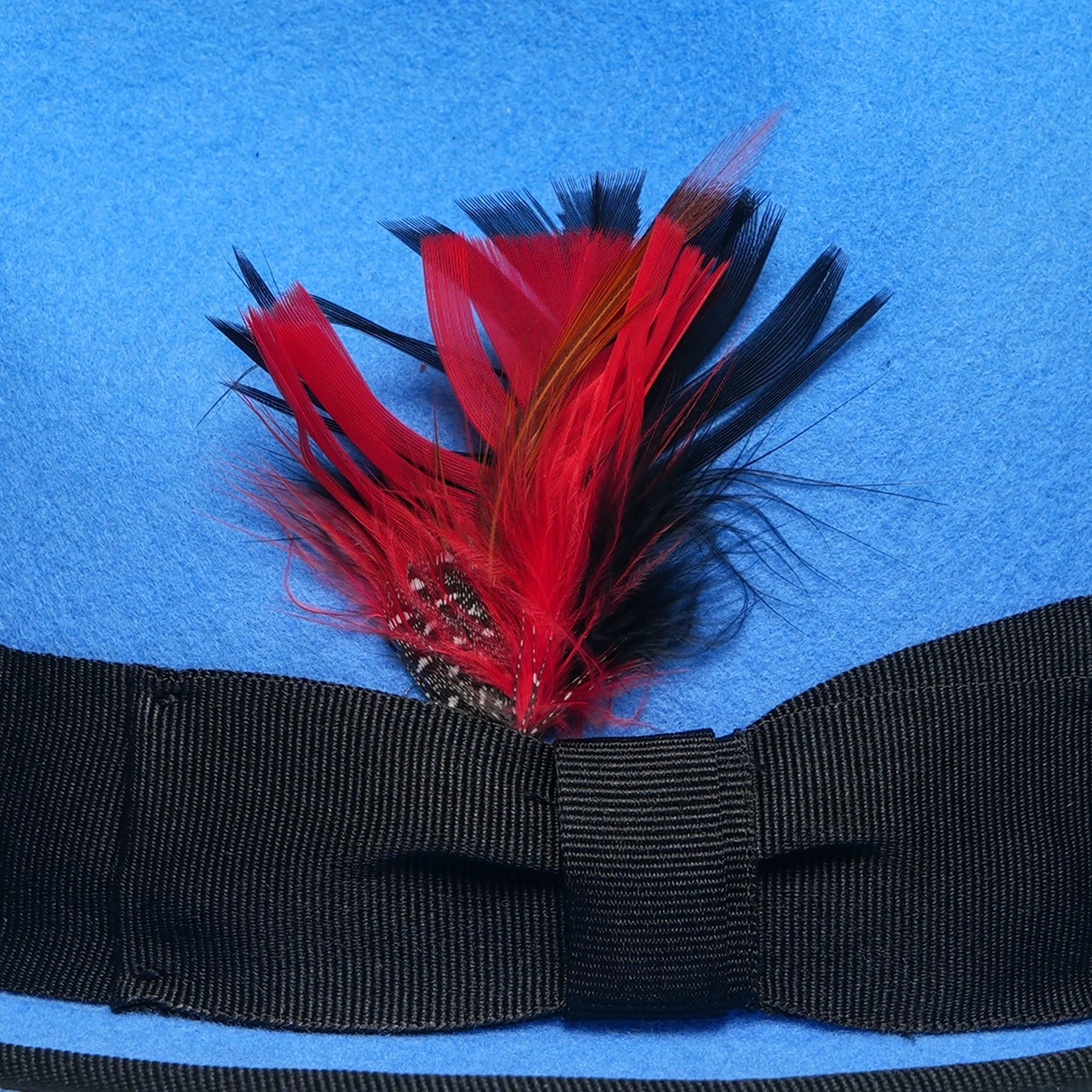 Chokore Classic Bluebird Fedora Hat with Feather Detail (Sky Blue)