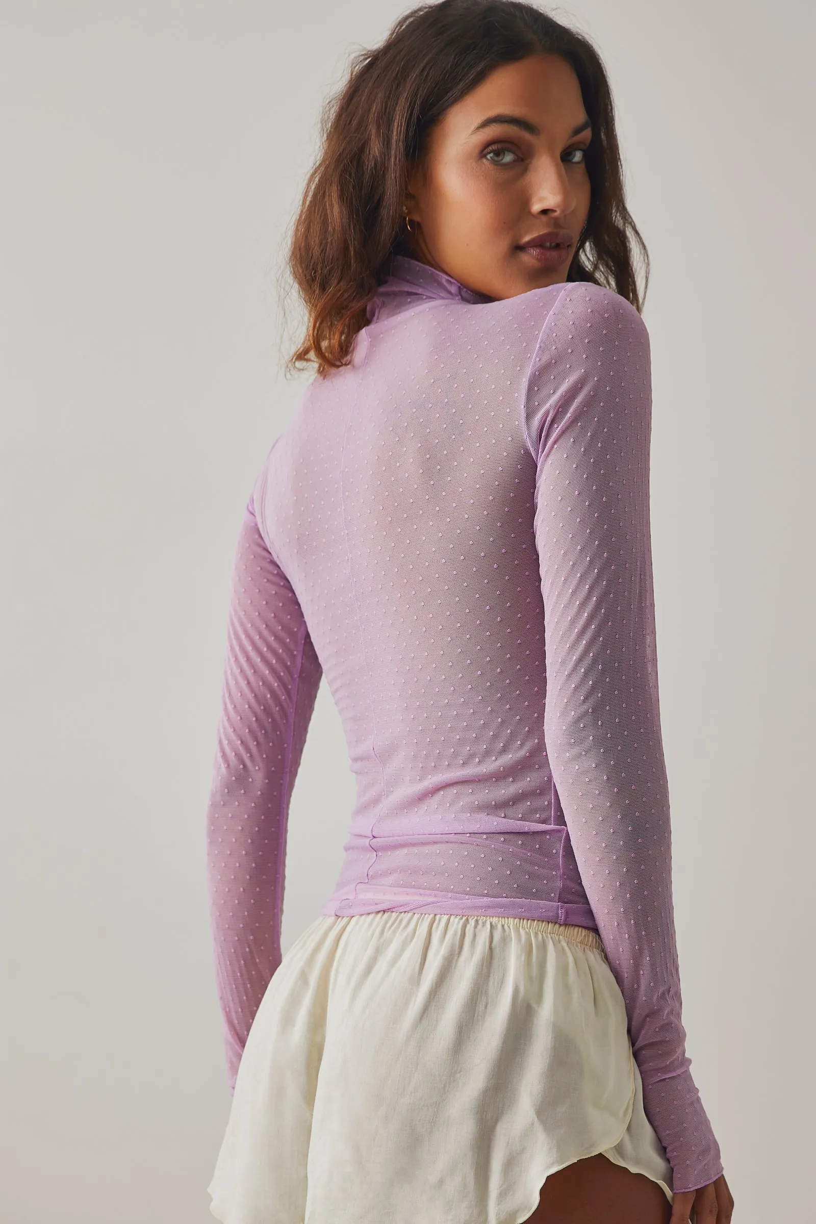 On The Dot Layering Top (Bubble Tea)