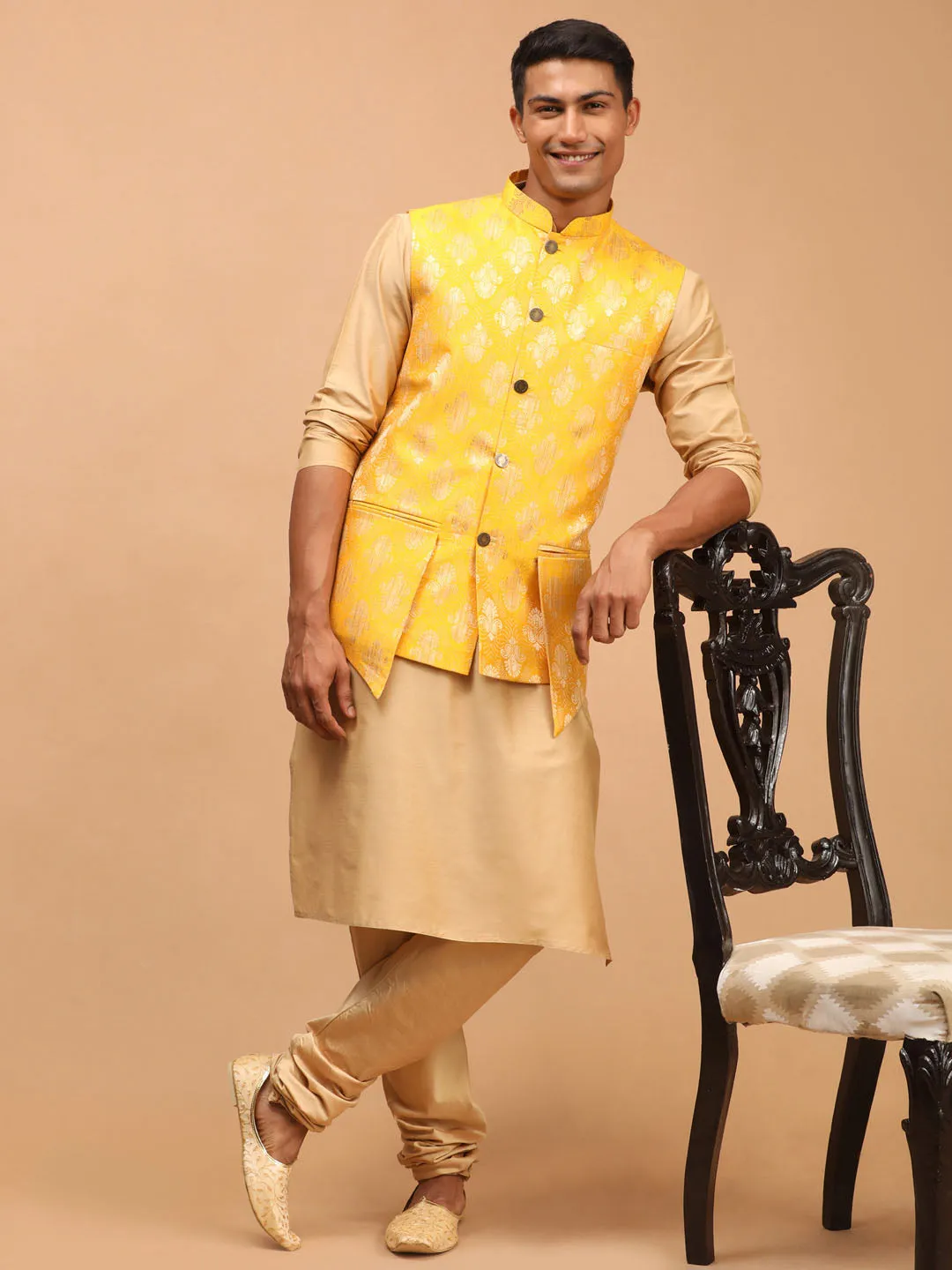 Vastramay Men's Yellow Ethnic Jacket Set